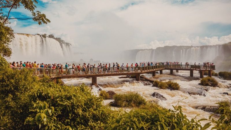 Travel Guide: Iguaçu Falls and Foz do Iguaçu in Brazil
